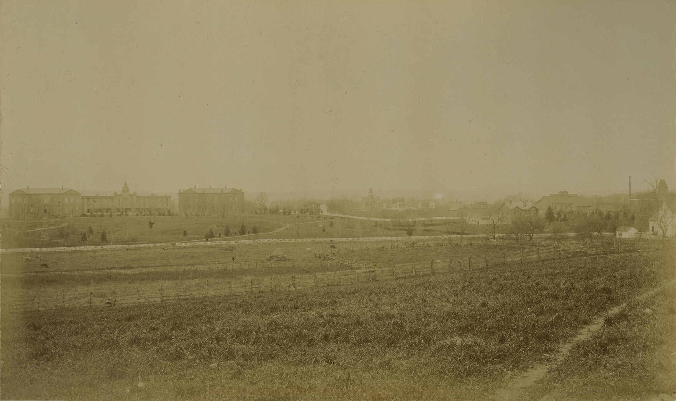 Campus view with presidnet's house seen from a distance.